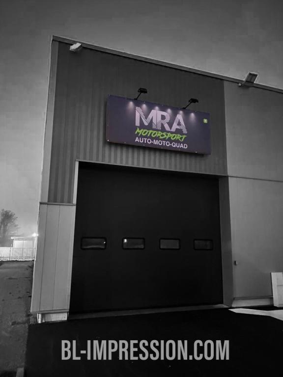 bache banderole pub publication poseur pose enseigne