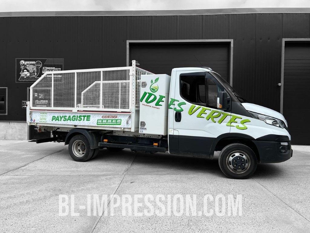 E8053514 23B3 4BB8 AF0D 3F59129F8130 Personnalisé